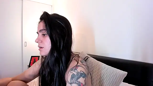 guccipussy1 online show from February 20, 2025, 11:32 pm