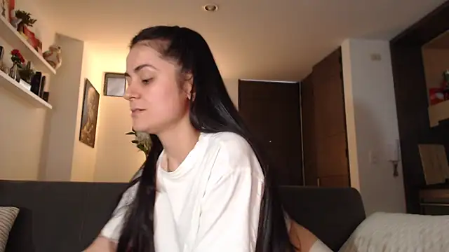guccipussy1 online show from September 24, 2025, 10:05 pm