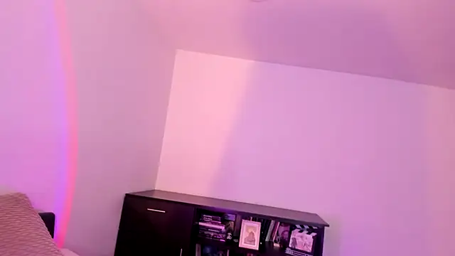 guccipussy1 online show from February 27, 2025, 11:15 pm