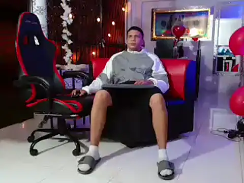 damiam fiery online show from March 18, 2025, 4:07 am