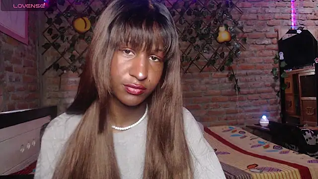 Angell Dustt  online show from March 25, 2026, 9:35 pm