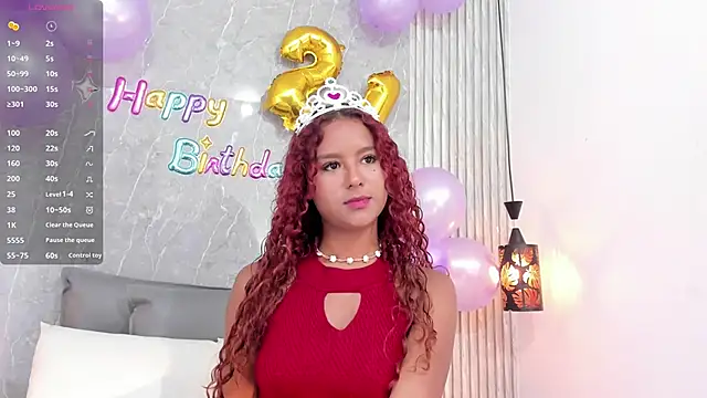 Sophiee Velvet online show from February 17, 2025, 1:33 pm