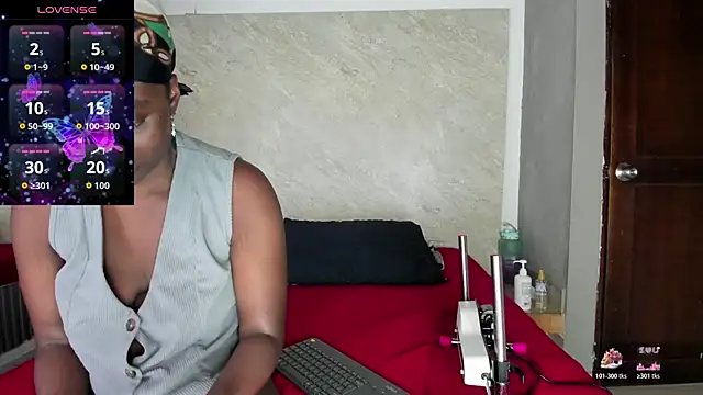 Snapshot of Adele_89 chatting on October 30, 2025, 7:33 pm Adele 89 online show from October 30, 2025, 7:33 pm