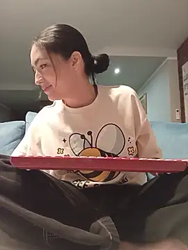 Snapshot of ThailyCherry chatting on February 24, 2026, 7:15 pm ThailyCherry online show from February 24, 2026, 7:15 pm