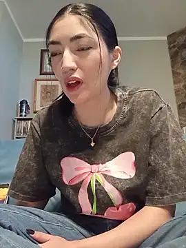 Snapshot of ThailyCherry chatting on March 18, 2026, 9:56 am ThailyCherry online show from March 18, 2026, 9:56 am