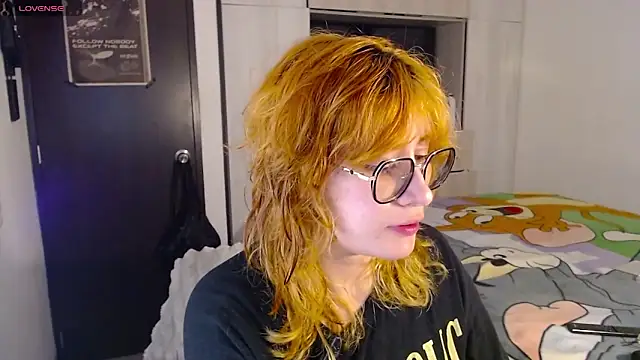 Snapshot of mariana124- chatting on January 9, 2026, 9:55 pm mariana124- online show from January 9, 2026, 9:55 pm