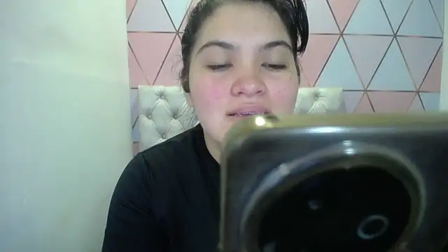 Snapshot of Marinasexxx chatting on March 13, 2026, 7:19 pm Marinasexxx online show from March 13, 2026, 7:19 pm