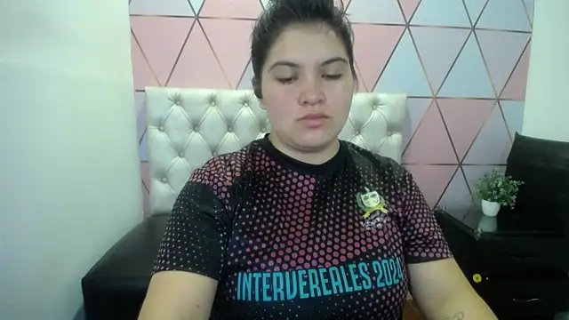 Snapshot of Marinasexxx chatting on March 10, 2026, 7:18 pm Marinasexxx online show from March 10, 2026, 7:18 pm