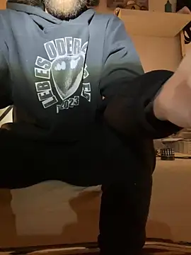 Snapshot of max_modus chatting on October 30, 2025, 4:55 am max modus online show from October 30, 2025, 4:55 am