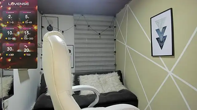 Snapshot of Enma__clark chatting on December 15, 2025, 4:07 am Enma clark online show from December 15, 2025, 4:07 am