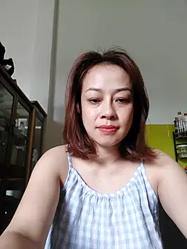 Baby-bigboobs2024 online show from September 25, 2025, 11:11 pm