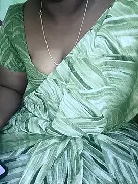 Snapshot of tamil_subha69 chatting on December 8, 2024, 12:35 am tamil subha69 online show from December 8, 2024, 12:35 am
