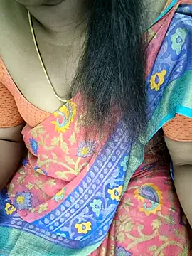 Snapshot of tamil_subha69 chatting on March 1, 2025, 2:44 pm tamil subha69 online show from March 1, 2025, 2:44 pm