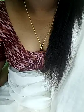 Snapshot of tamil_subha69 chatting on December 19, 2024, 1:29 pm tamil subha69 online show from December 19, 2024, 1:29 pm