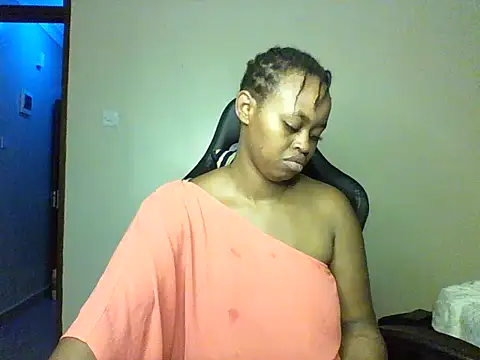 Candii wet  online show from October 12, 2025, 8:32 pm