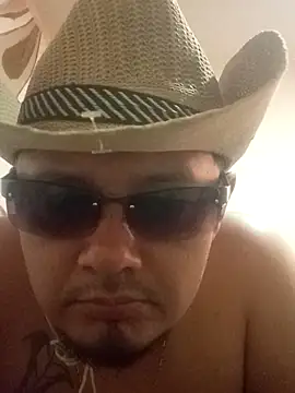 Xavier 0905 online show from February 9, 2026, 8:07 pm