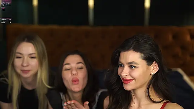 Gabriella054 online show from February 7, 2025, 2:58 pm