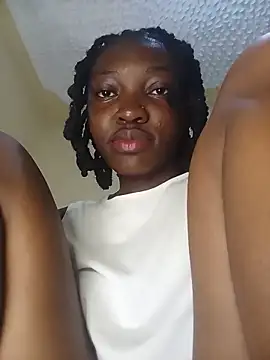 Snapshot of Hot_ebony30 chatting on June 4, 2026, 6:40 am Hot ebony30 online show from June 4, 2026, 6:40 am