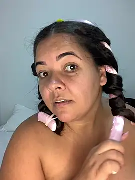 NayraLima0309 online show from March 3, 2026, 12:39 am