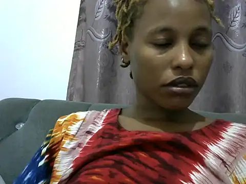 Snapshot of Candykitten chatting on March 4, 2025, 1:01 am Candykitten online show from March 4, 2025, 1:01 am