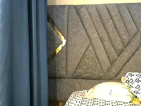 Snapshot of vannessa chatting on November 5, 2025, 6:11 pm vannessa online show from November 5, 2025, 6:11 pm