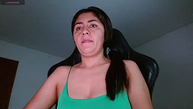 Snapshot of danna_peterson1 chatting on May 18, 2026, 8:13 pm danna peterson1 online show from May 18, 2026, 8:13 pm