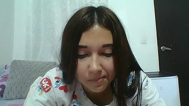 Snapshot of mia_cooper_24 chatting on February 12, 2025, 10:48 pm mia cooper 24 online show from February 12, 2025, 10:48 pm