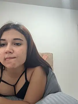 Snapshot of mia_cooper_24 chatting on March 11, 2025, 1:59 am mia cooper 24 online show from March 11, 2025, 1:59 am