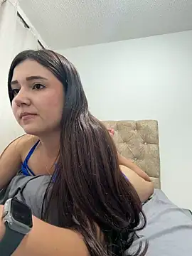 mia cooper 24 online show from March 16, 2026, 5:44 am