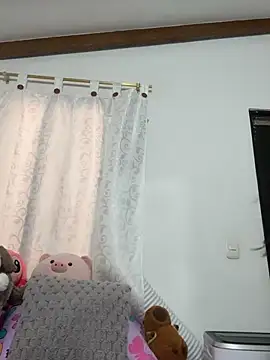 Snapshot of mia_cooper_24 chatting on January 30, 2025, 8:10 pm mia cooper 24 online show from January 30, 2025, 8:10 pm