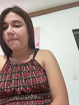 Snapshot of mia_cooper_24 chatting on February 20, 2025, 3:23 am mia cooper 24 online show from February 20, 2025, 3:23 am
