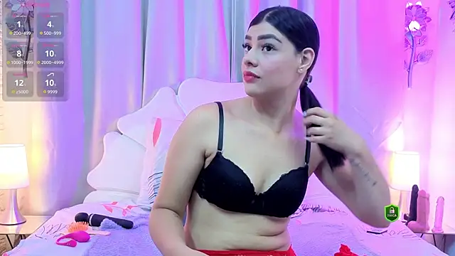 Snapshot of Maguy_Mistress chatting on June 12, 2026, 12:03 pm Maguy Mistress online show from June 12, 2026, 12:03 pm