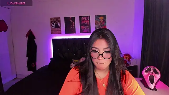 Snapshot of Mariana_Hasper_ chatting on October 31, 2025, 4:09 am Mariana Hasper online show from October 31, 2025, 4:09 am