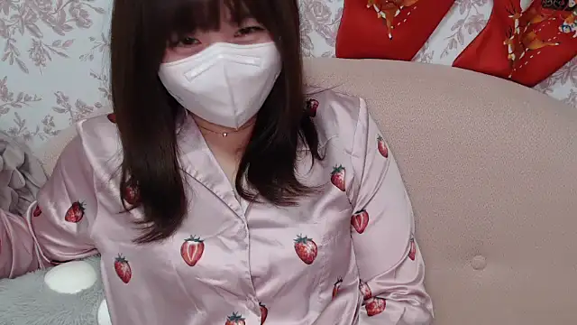 Snapshot of mei_hosina chatting on November 18, 2025, 3:37 pm mei hosina online show from November 18, 2025, 3:37 pm