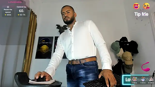 Snapshot of Hardboy_latin chatting on April 2, 2026, 3:02 am Hardboy latin online show from April 2, 2026, 3:02 am