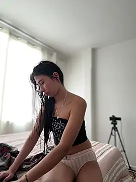 AlessiaVix online show from February 11, 2026, 5:02 pm