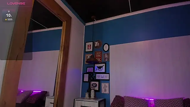 Snapshot of VladHellsing4 chatting on March 19, 2025, 2:13 pm VladHellsing4 online show from March 19, 2025, 2:13 pm