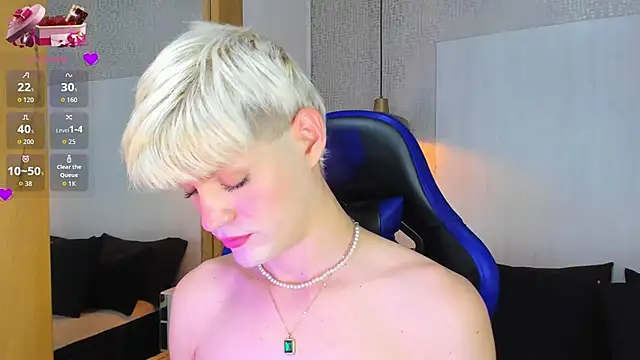 Snapshot of VladHellsing4 chatting on March 20, 2026, 2:18 pm VladHellsing4 online show from March 20, 2026, 2:18 pm