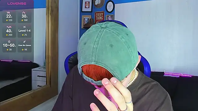 Snapshot of VladHellsing4 chatting on September 11, 2025, 2:17 pm VladHellsing4 online show from September 11, 2025, 2:17 pm