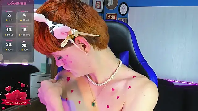 Snapshot of VladHellsing4 chatting on September 20, 2025, 2:55 pm VladHellsing4 online show from September 20, 2025, 2:55 pm