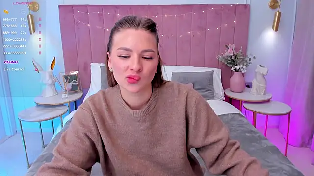 Snapshot of MilaVoxx chatting on February 23, 2025, 5:45 am MilaVoxx online show from February 23, 2025, 5:45 am