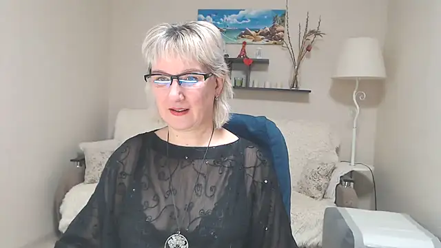 FleurMays online show from February 12, 2025, 12:22 pm