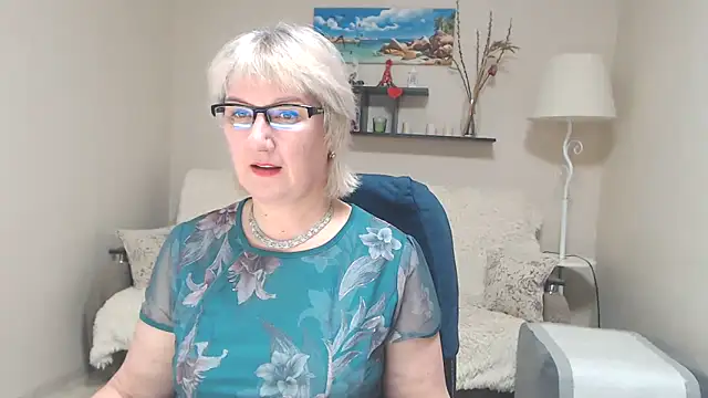 FleurMays online show from February 9, 2025, 12:30 pm