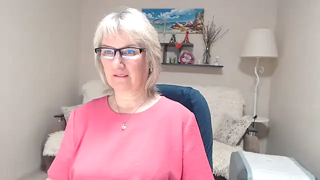 FleurMays online show from April 28, 2026, 7:13 am