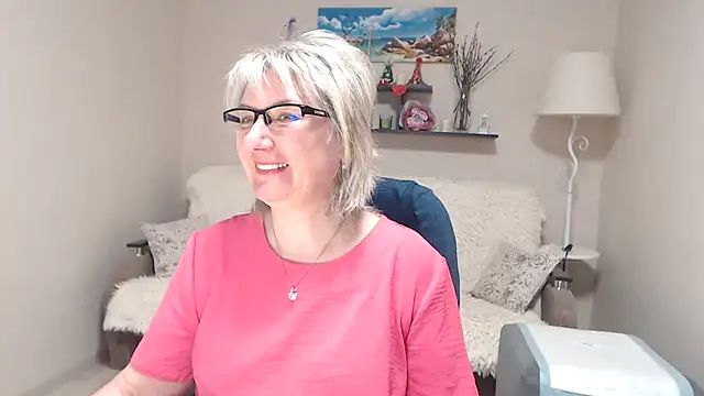 FleurMays online show from April 27, 2026, 4:10 am