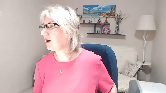 FleurMays online show from April 26, 2026, 3:37 am