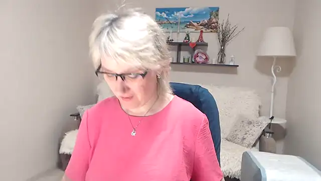 FleurMays online show from April 30, 2026, 3:24 am