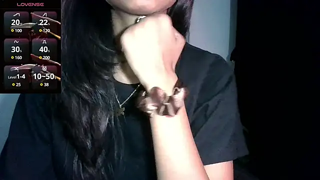 glowybekwa online show from March 10, 2025, 7:07 pm