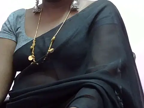 Snapshot of Hot_akshara chatting on December 14, 2025, 12:33 pm Hot akshara online show from December 14, 2025, 12:33 pm