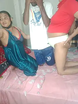 ArishaCouple online show from December 12, 2024, 6:03 am